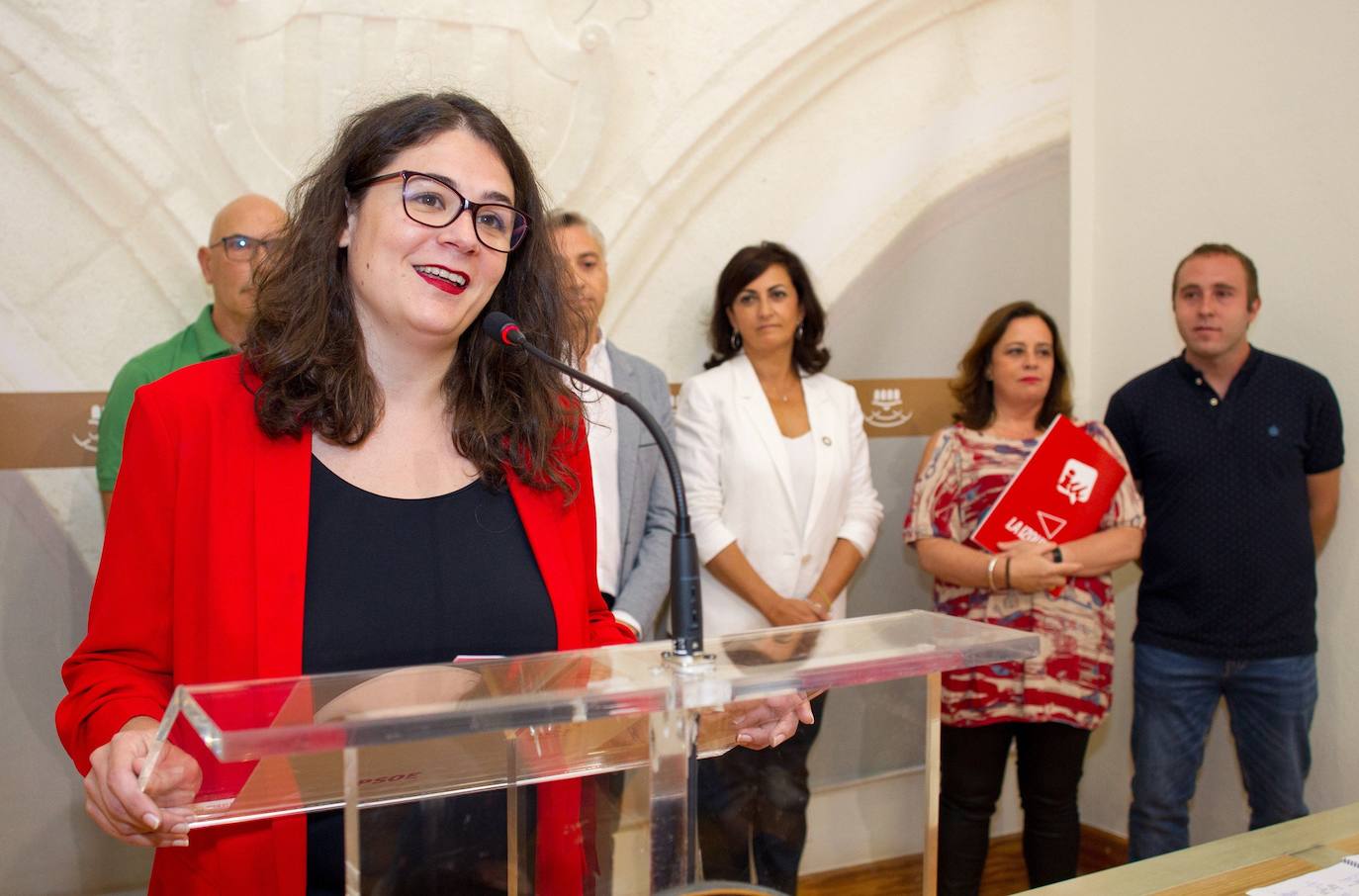 Raquel Romero, ayer, tras la firma del acuerdo de gobierno