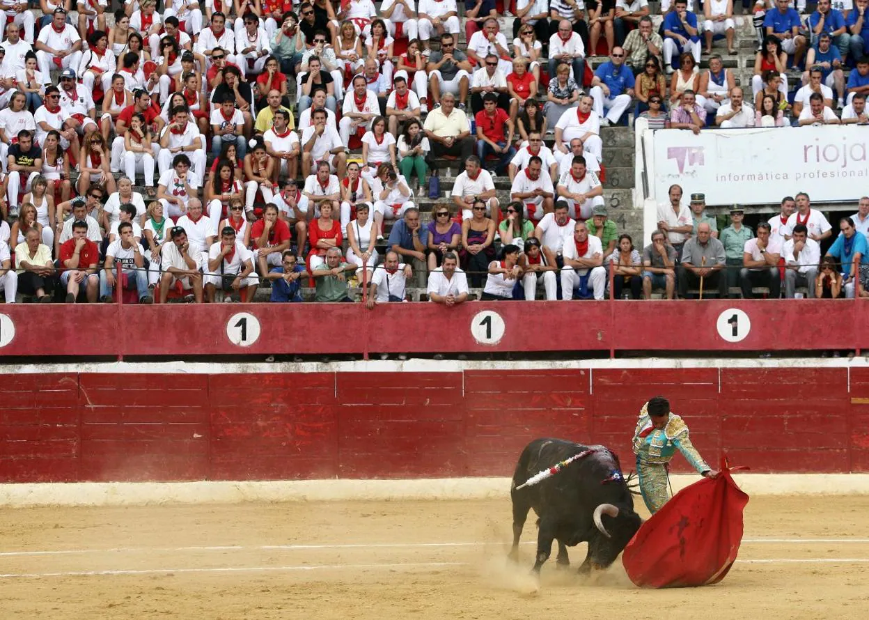 Imagen de una anterior corrida en Calahorra en sus fiestas de agosto. :: díaz uriel