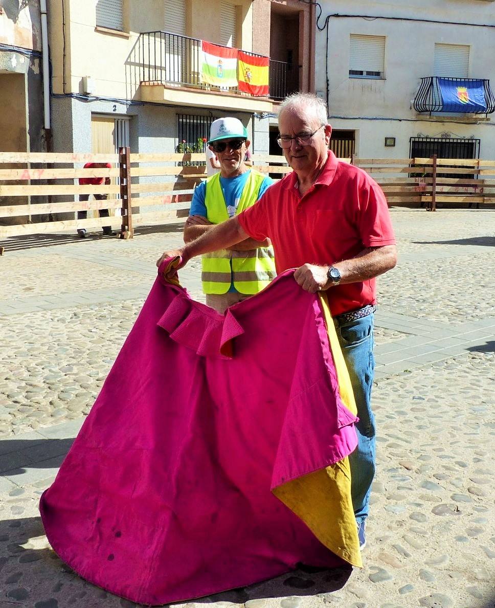 Fotos: Torrecilla honra a la Virgen de Tómalos