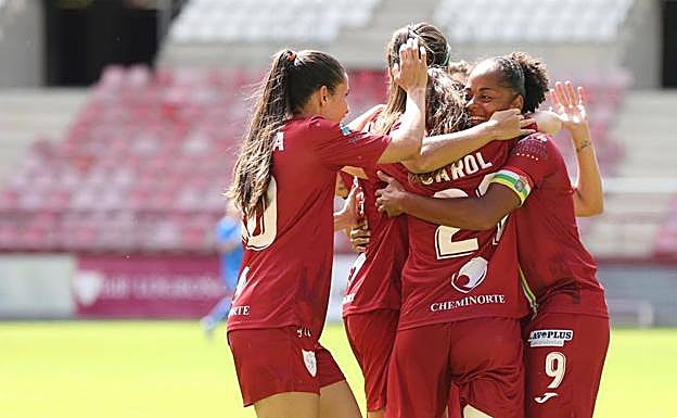 Las jugadoras del EDF celebran el tercer gol.