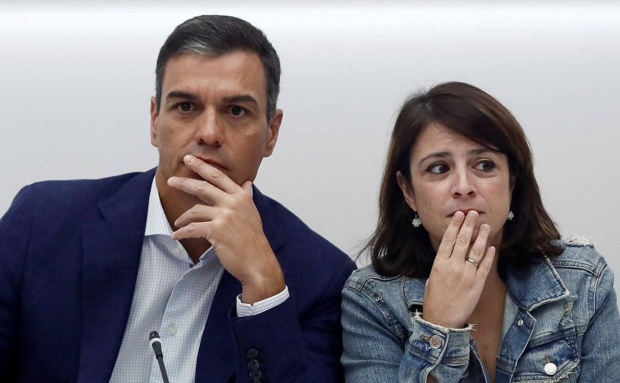 Pedro Sánchez y Adriana Lastra, durante la ejecutiva del PSOE el pasado lunes 2 de septiembre.