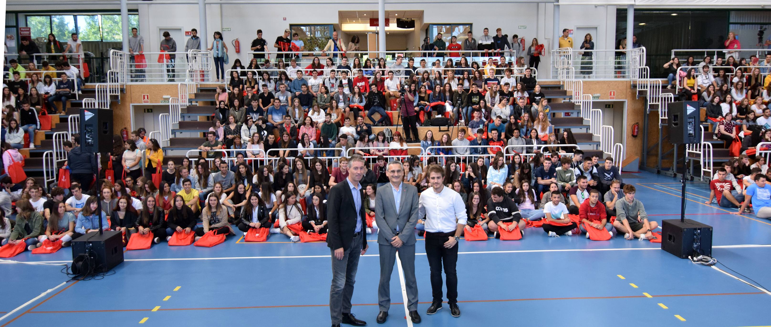 Fotos: La Universidad de La Rioja da la bienvenida a sus alumnos extranjeros