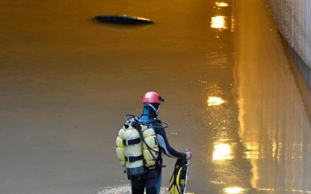 Almería se tiñe de luto por el temporal