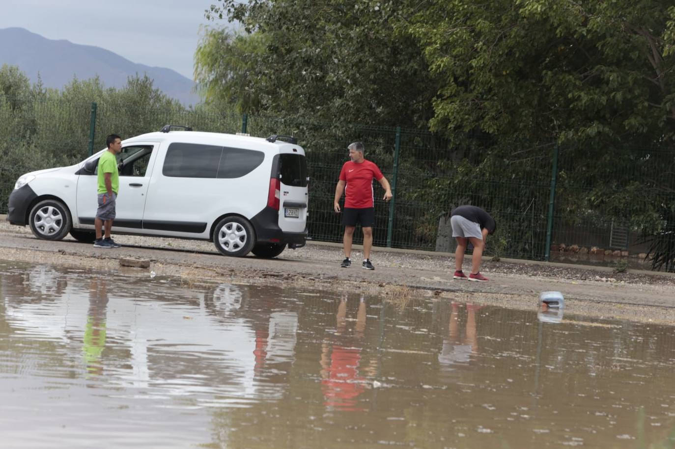 El temporal sigue sin dar tregua, se extiende a más provincias y este sábado se ha cobrado la séxta víctima mortal.