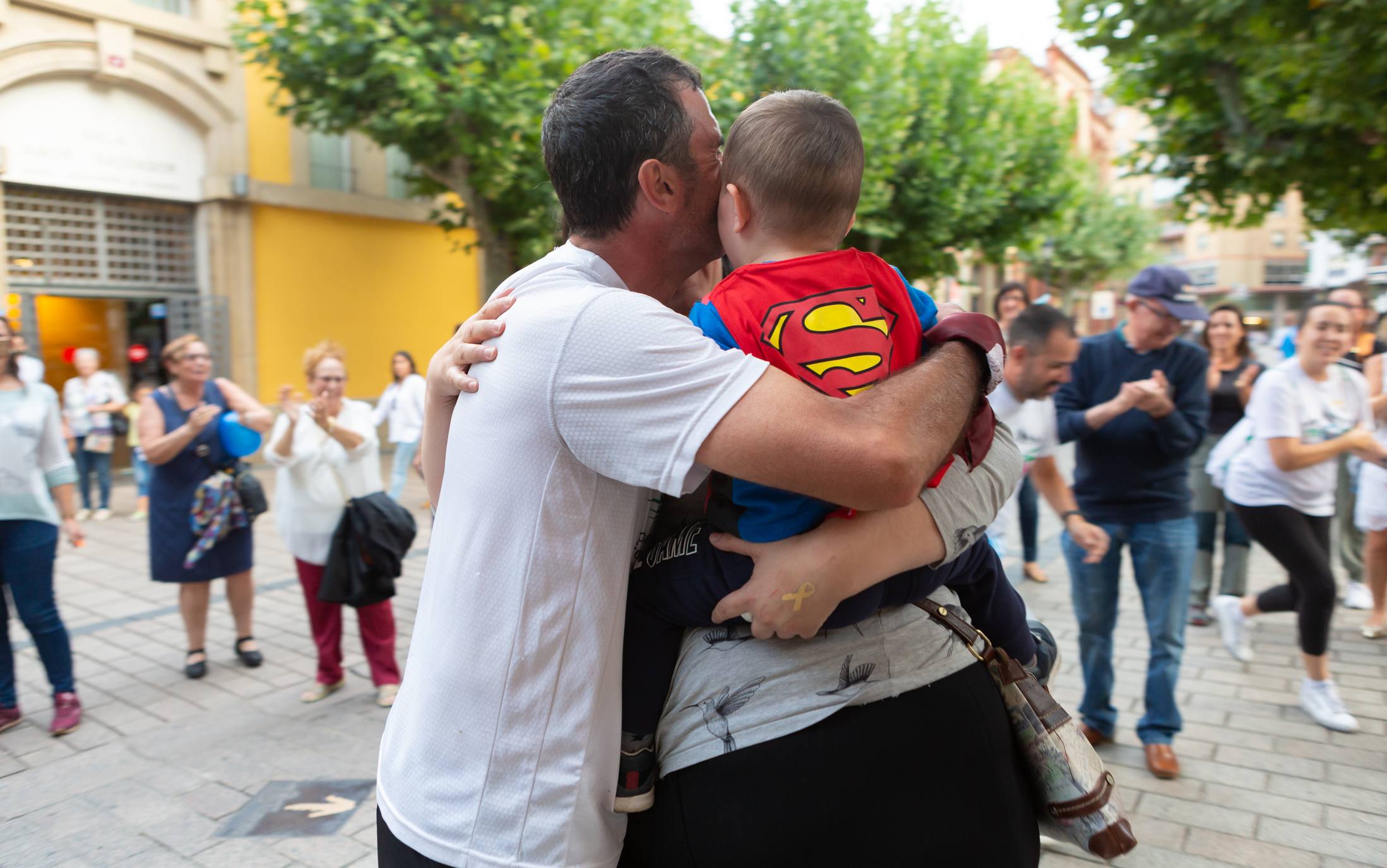 Fotos: Así ha sido la llegada del Corredor Solidario a Logroño