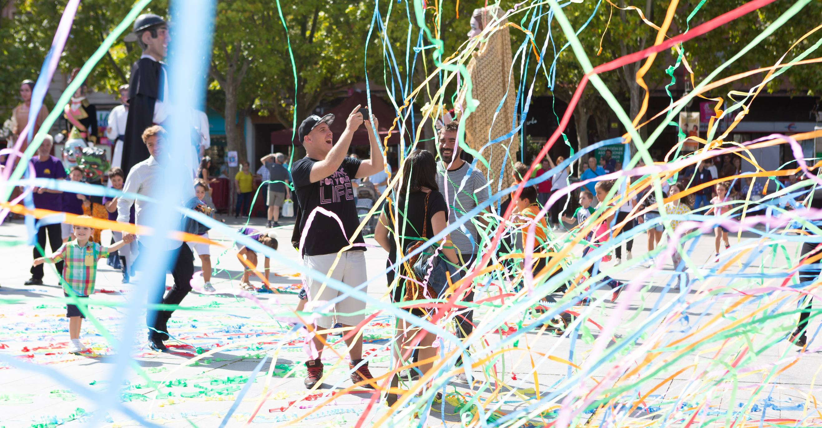 Fotos: Logroño celebra el Día del Vecino