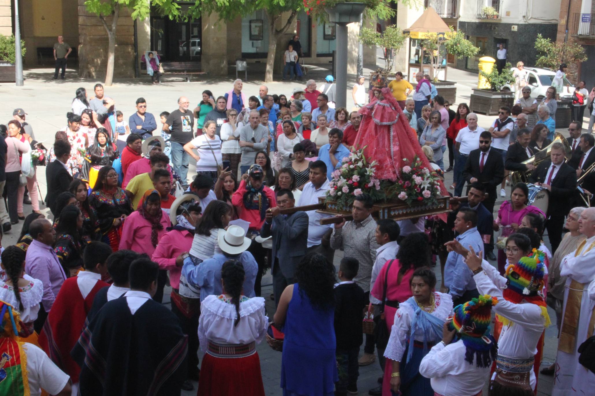 Fotos: Quince años honrando a la Virgen del Cisne en Alfaro