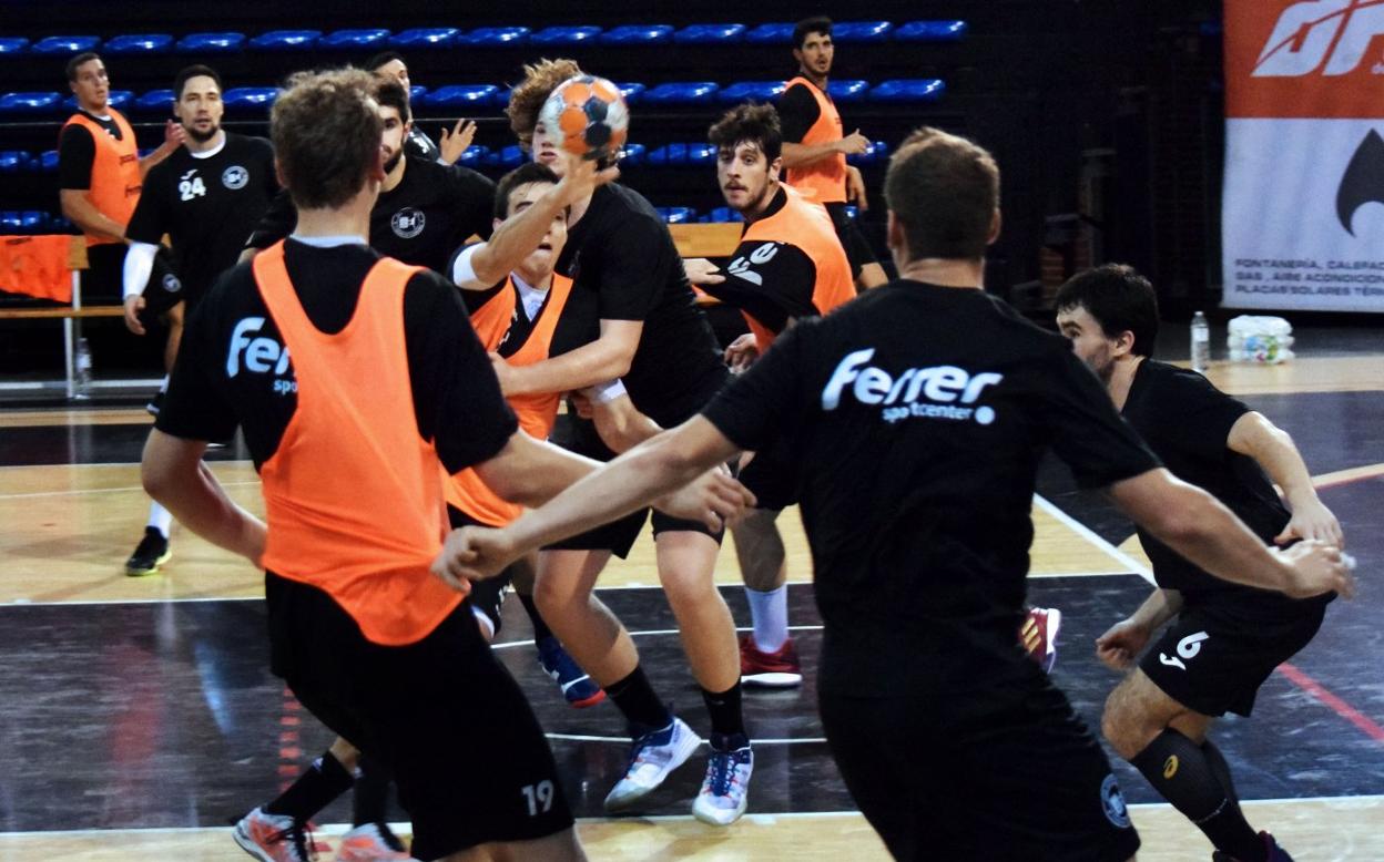 Imagen del entrenamiento de ayer del Ciudad de Logroño