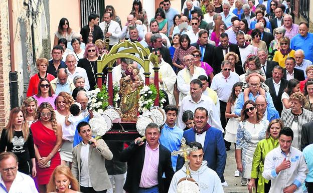El primer mosto para la virgen en Rincón de Olivedo