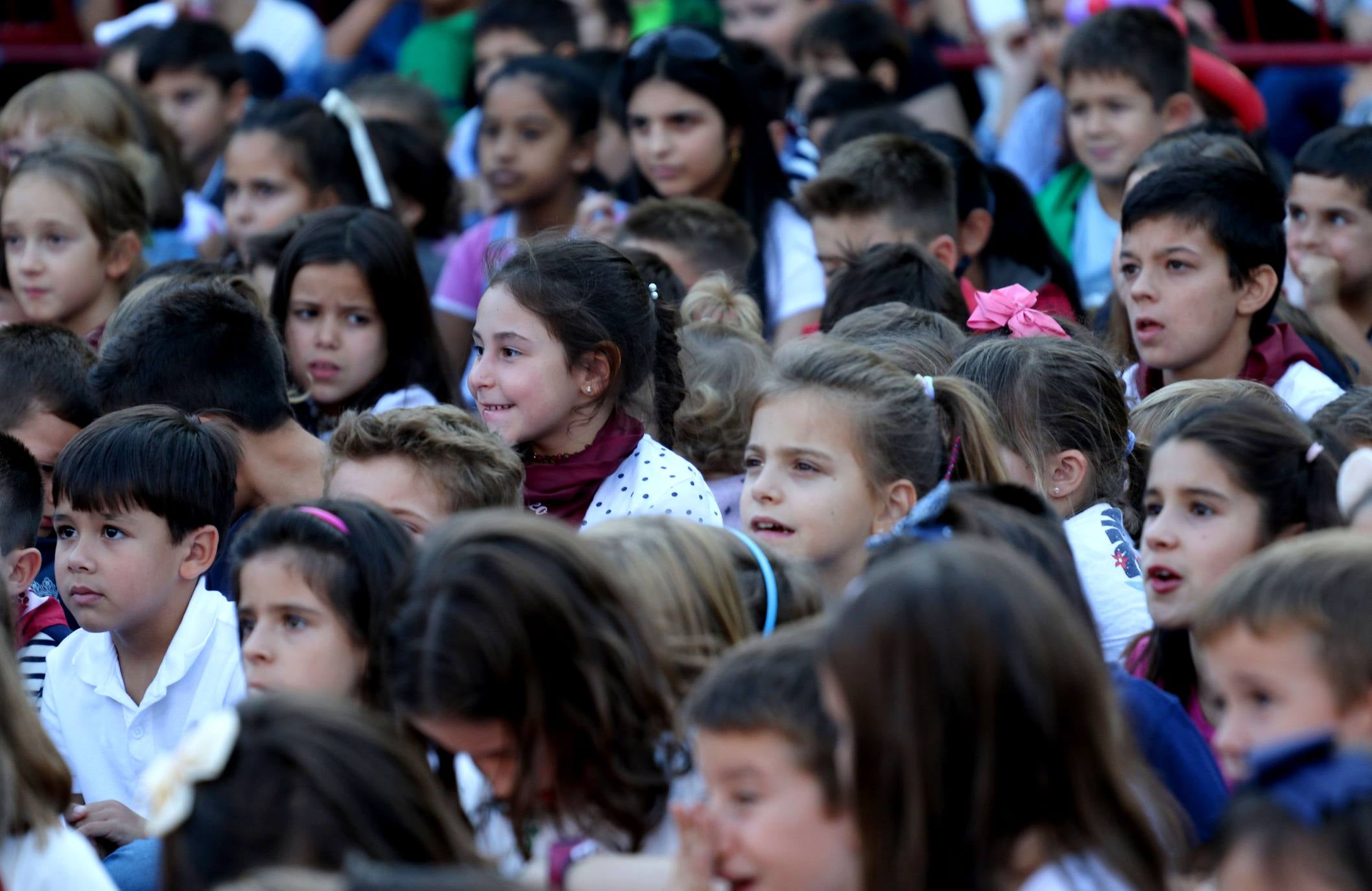 Fotos: Gorgorito entusiasma a los niños
