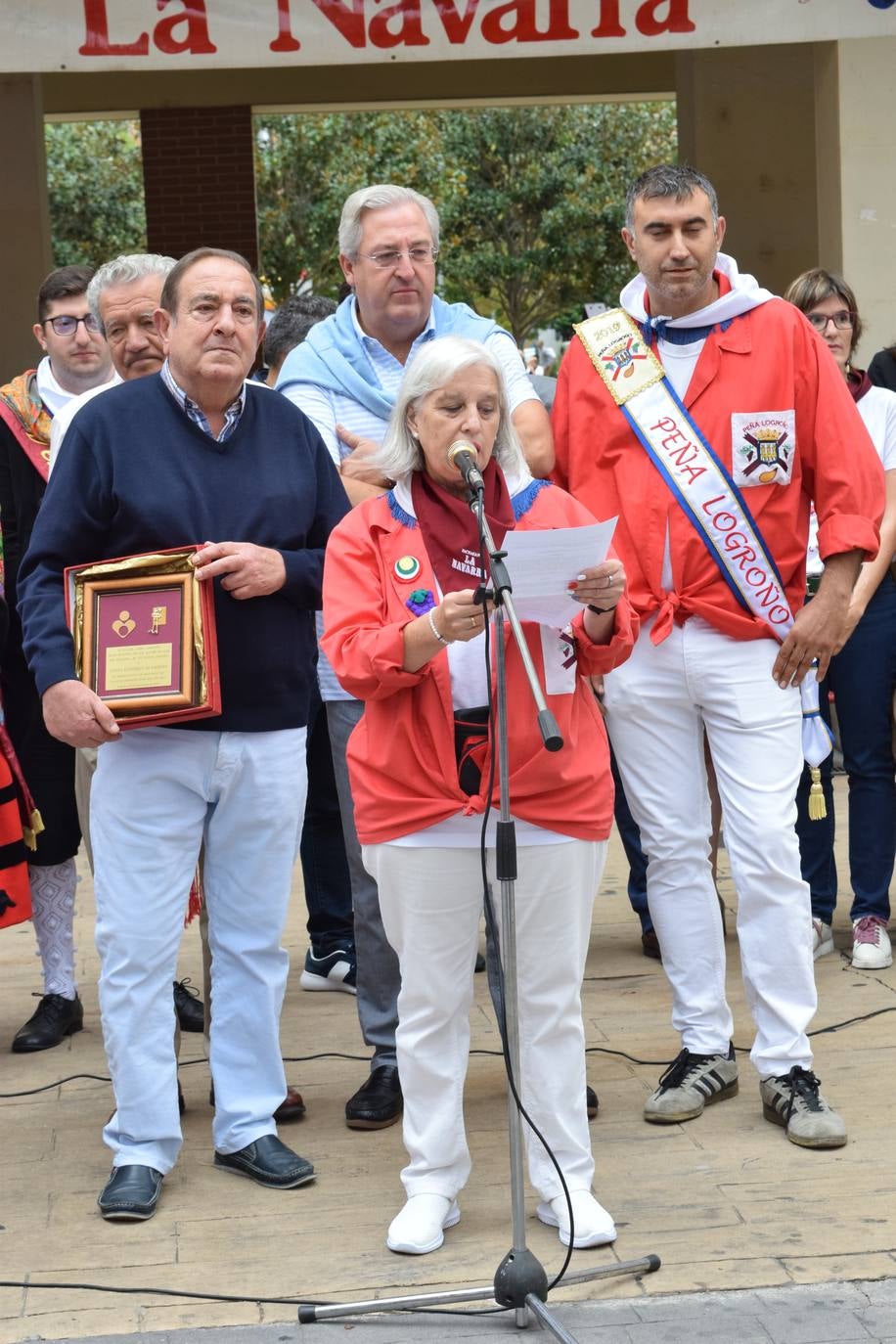 La Cocina Económica recibe las 'Llaves de Oro' de la Peña Logroño