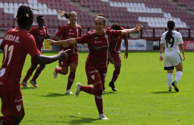 Chini celebra su gol del pasado domingo. 