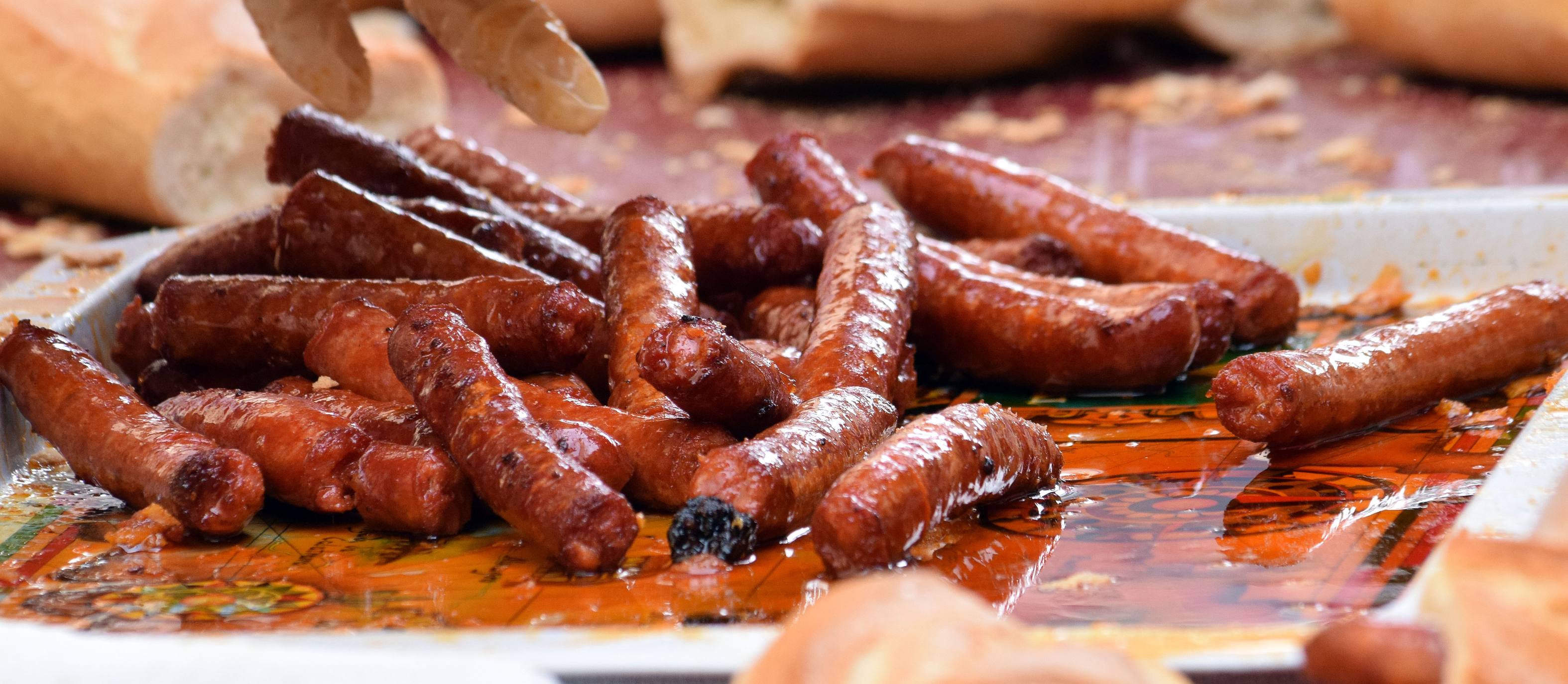 Degustación de chistorra y queso roncal y degustacion de chorizo