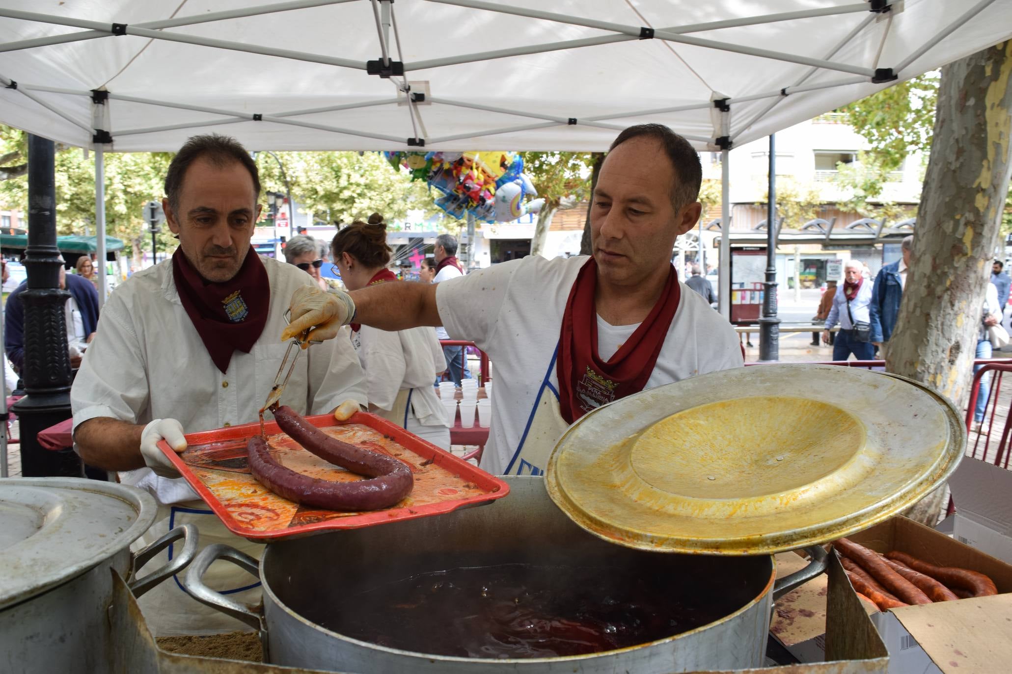 Degustación de chistorra y queso roncal y degustacion de chorizo