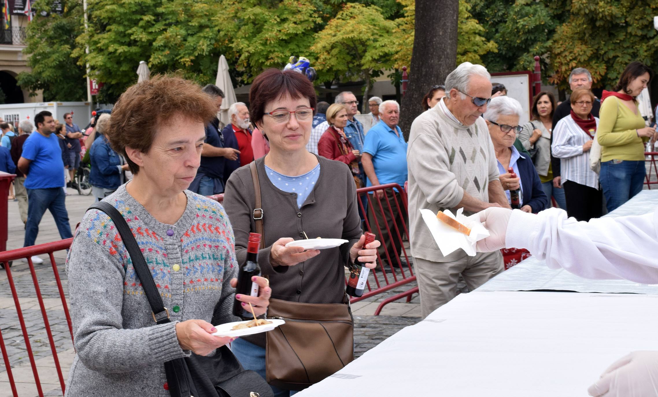 Degustación de setas y degustación de embuchados.