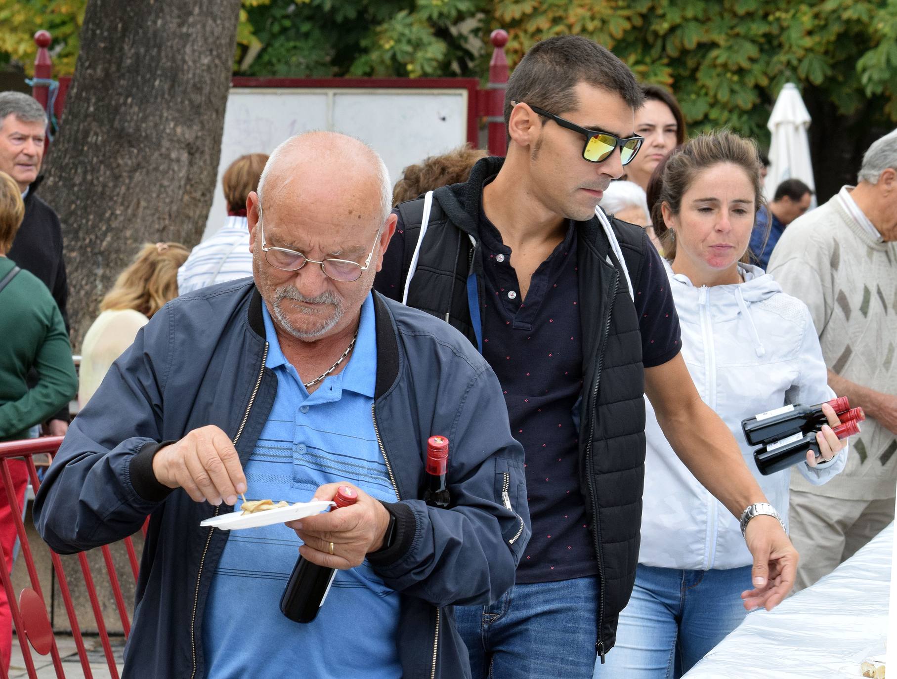 Degustación de setas y degustación de embuchados.