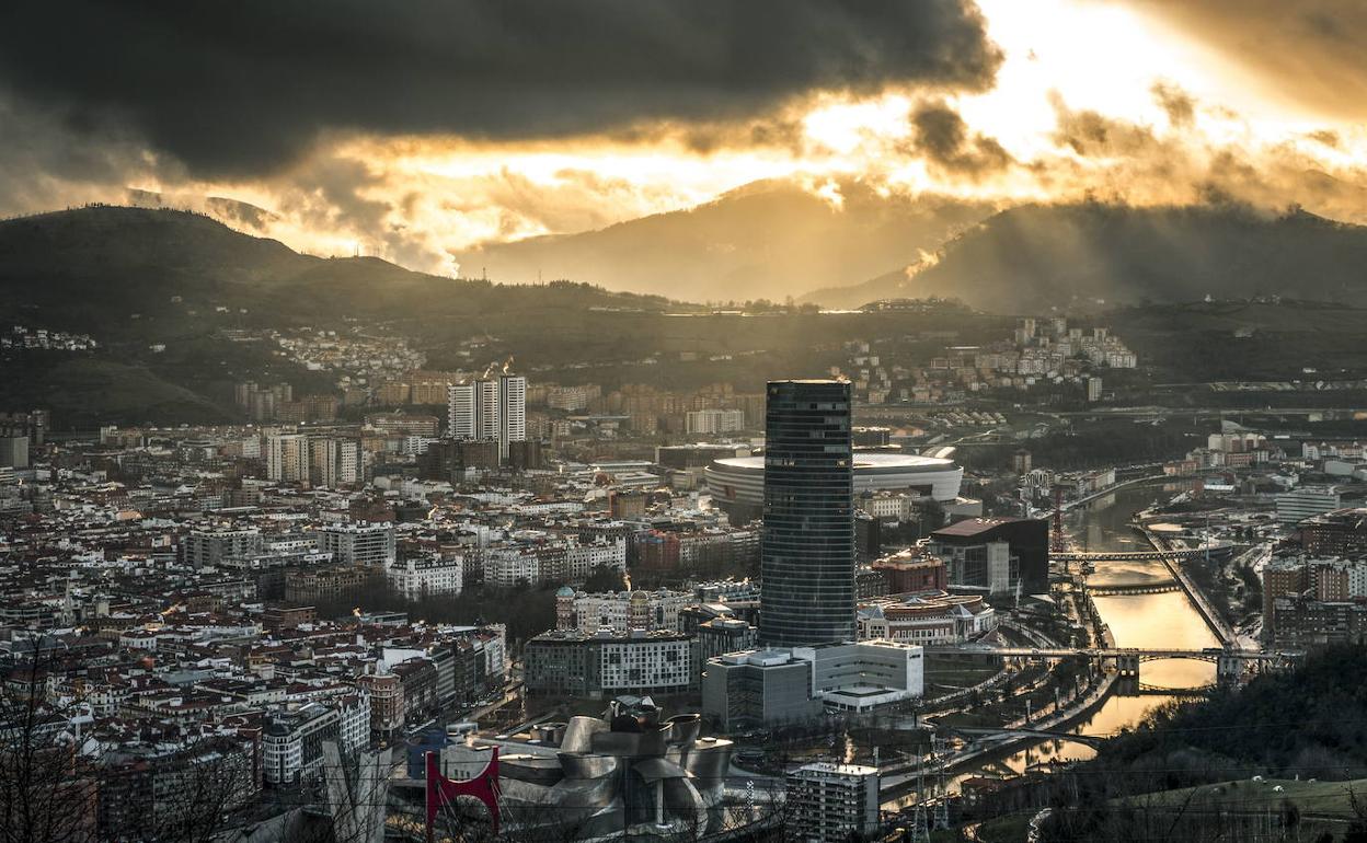 Un atardecer en Bilbao.