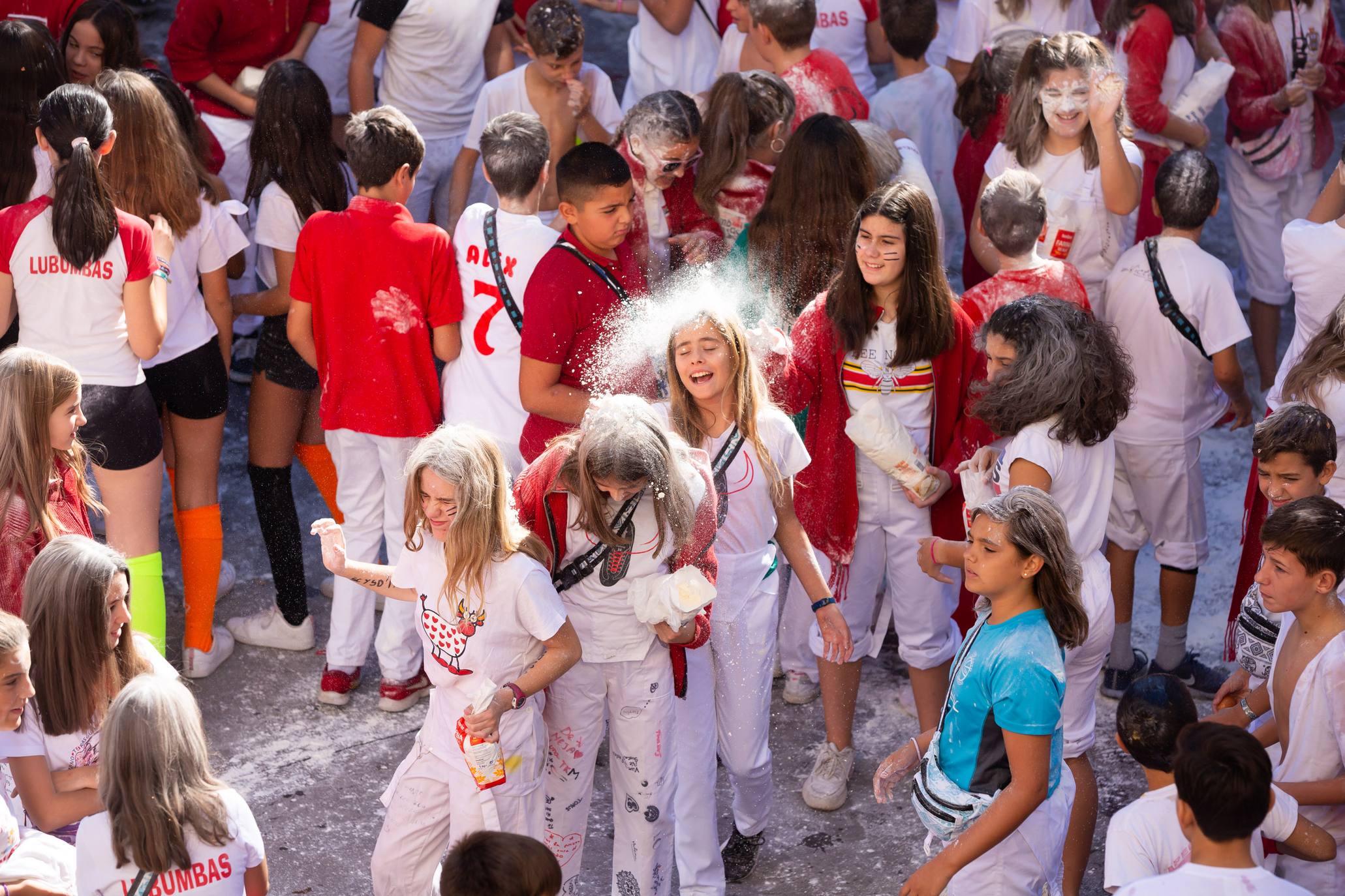 Arnedo dispara la bomba para dar comienzo a sus fiestas (I)