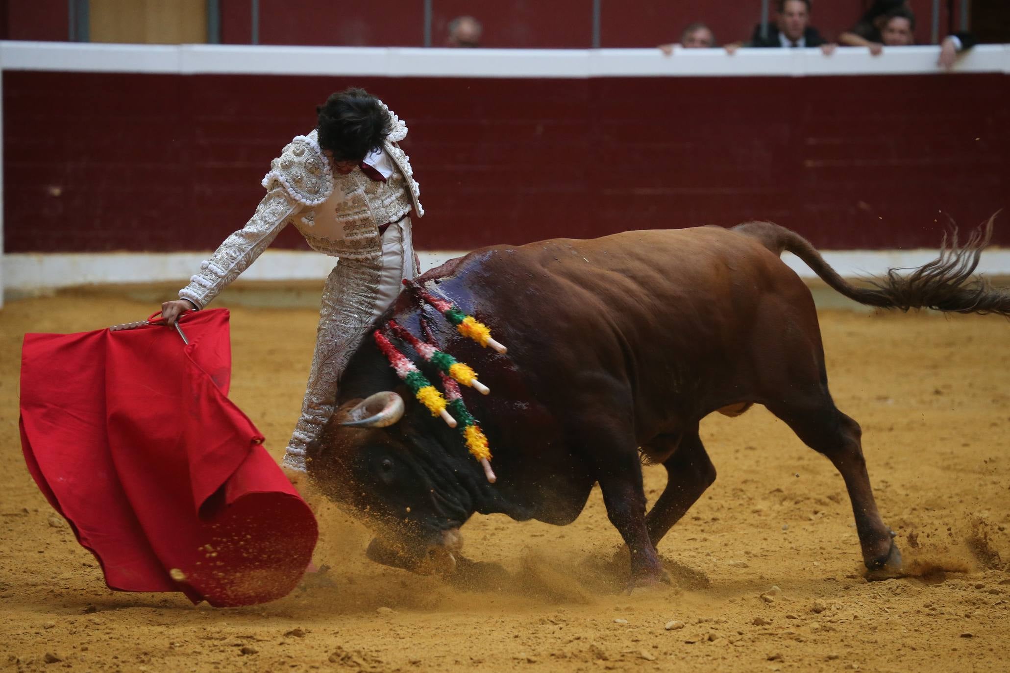 Quinta de la Feria de San Mateo con 'El Cid', Adame y Juan Leal