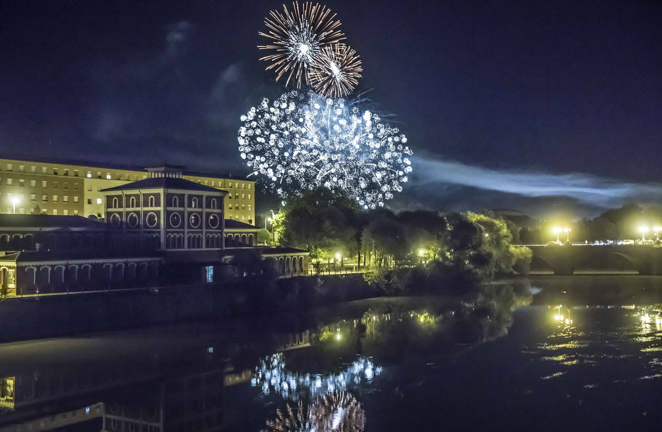 Los fuegos artificiales del jueves, ganadores del concurso