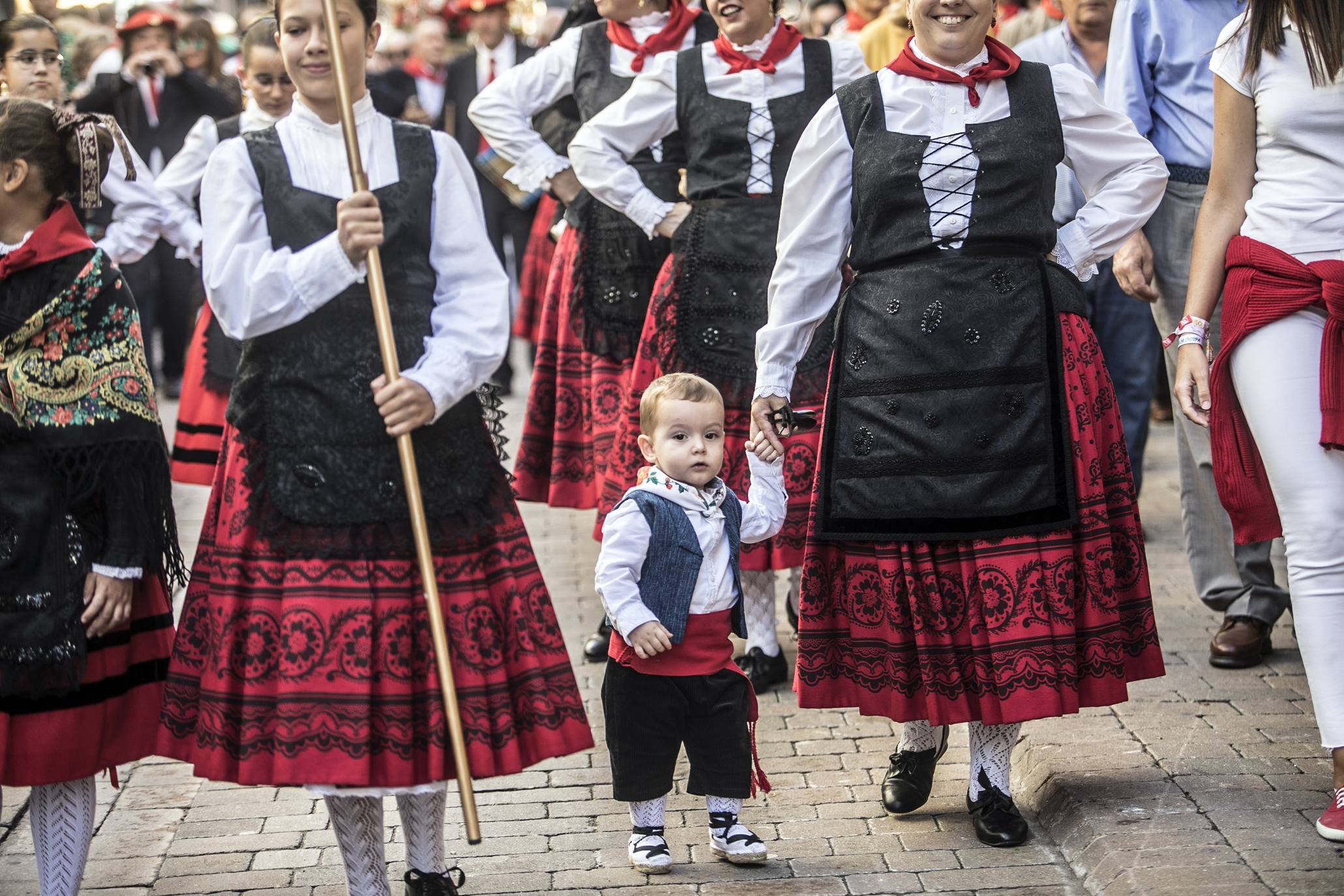 Arnedo disfruta con una nueva representación del robo de los santos en sus fiestas