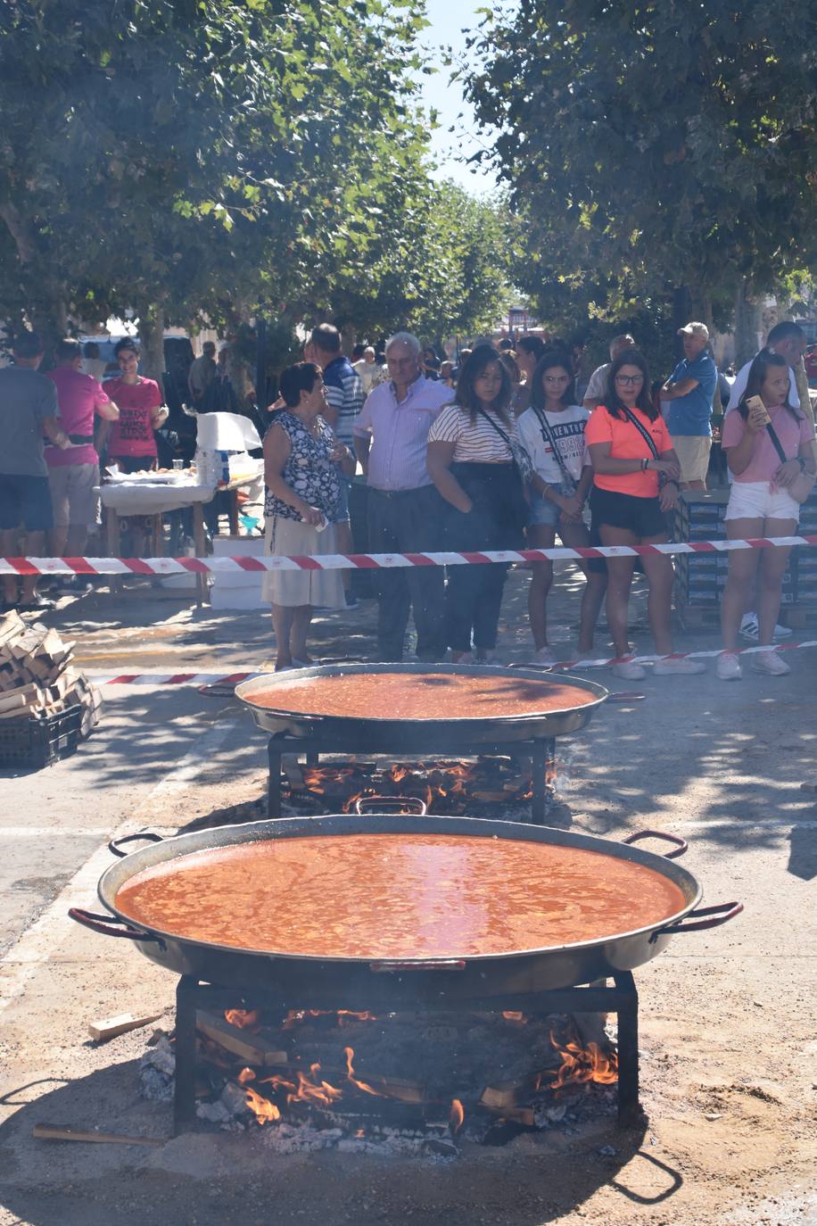 Paella, degustación y jotas, en las fiestas de San Miguel de Rincón de Soto