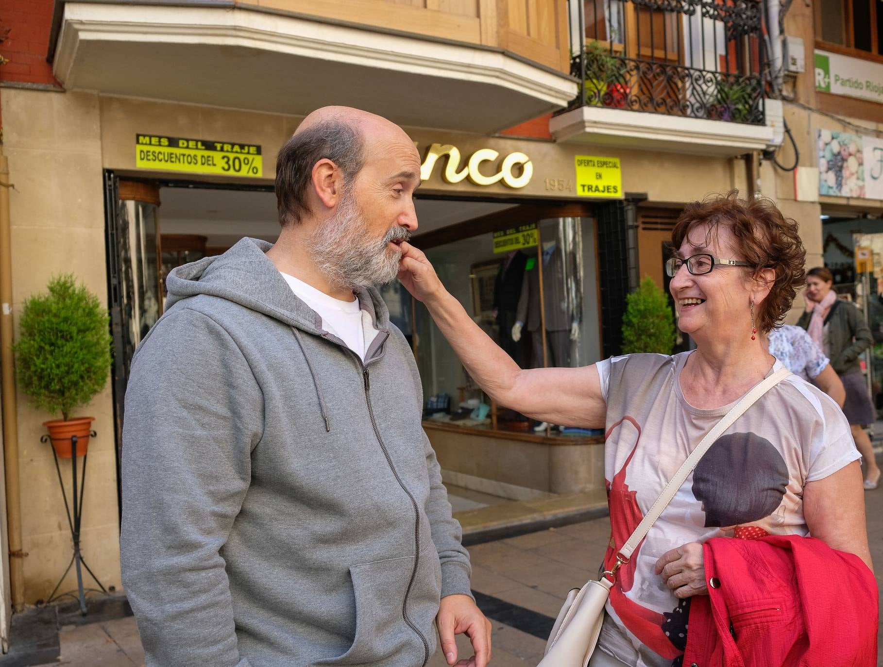 Javier Cámara rueda en Logroño su serie 'Vota Juan'