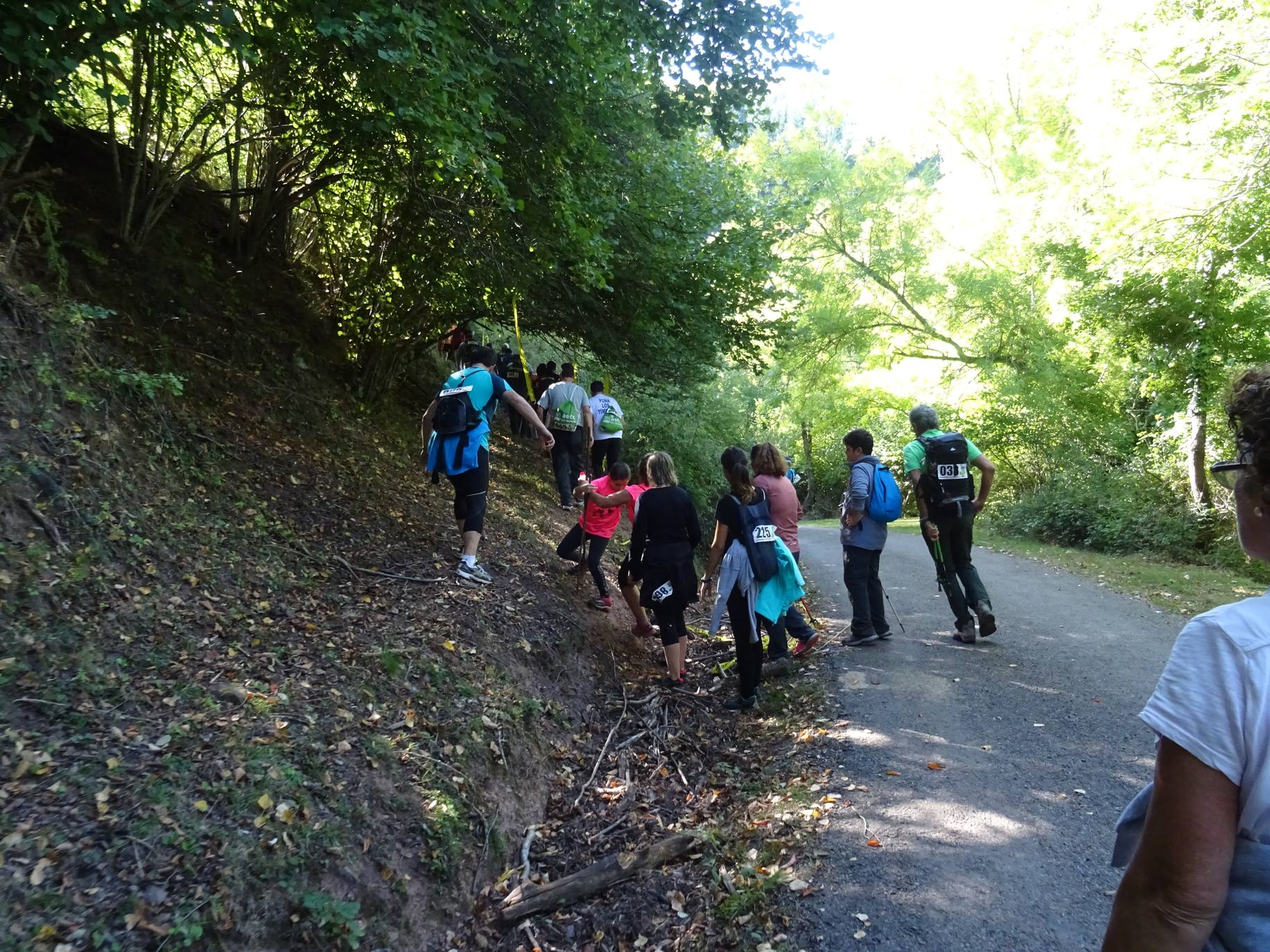 Marcha 'Caminando, ¡por la vida! celebrada en Ezcaray