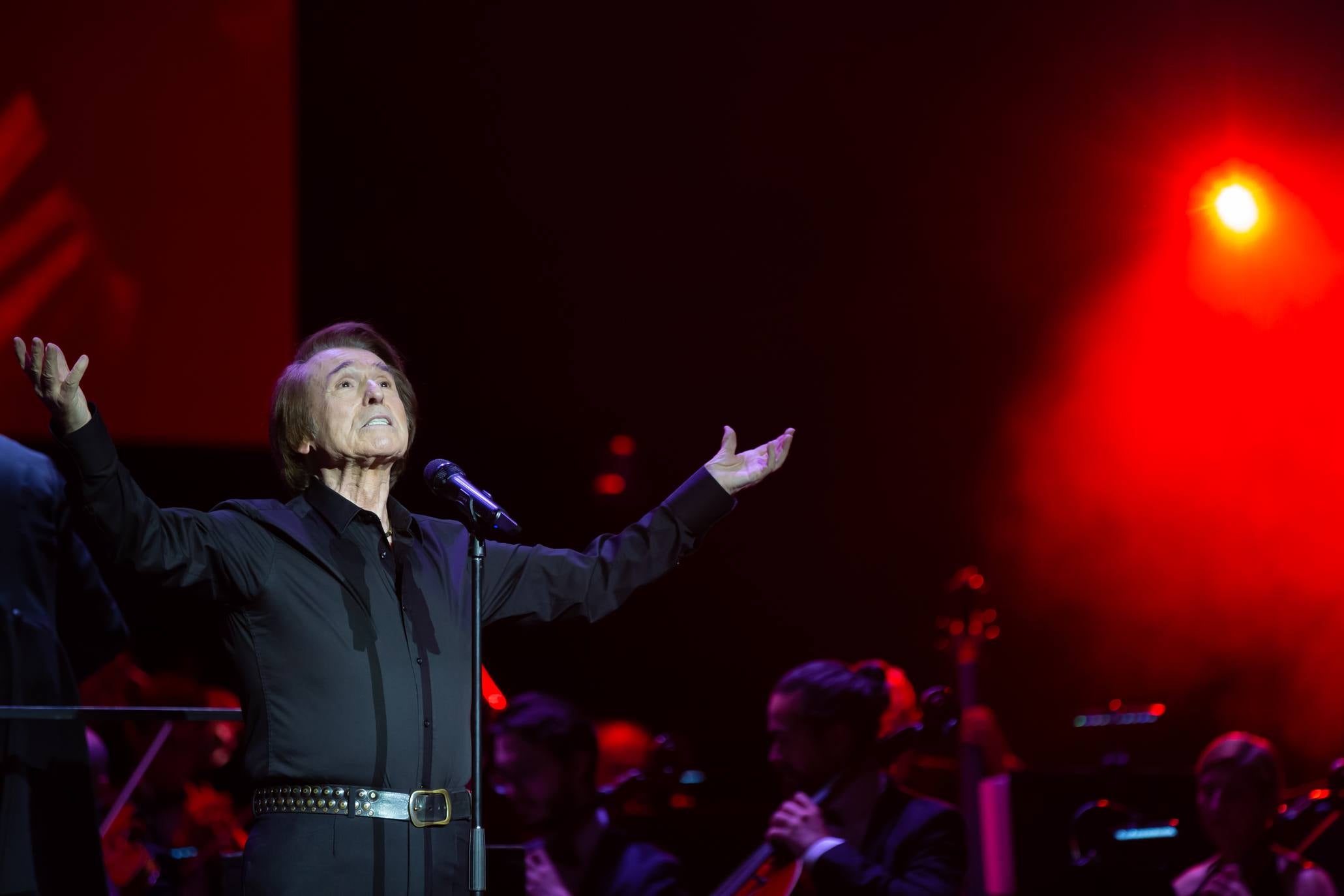 Concierto 'RESinphonico' de Raphael en Riojafórum