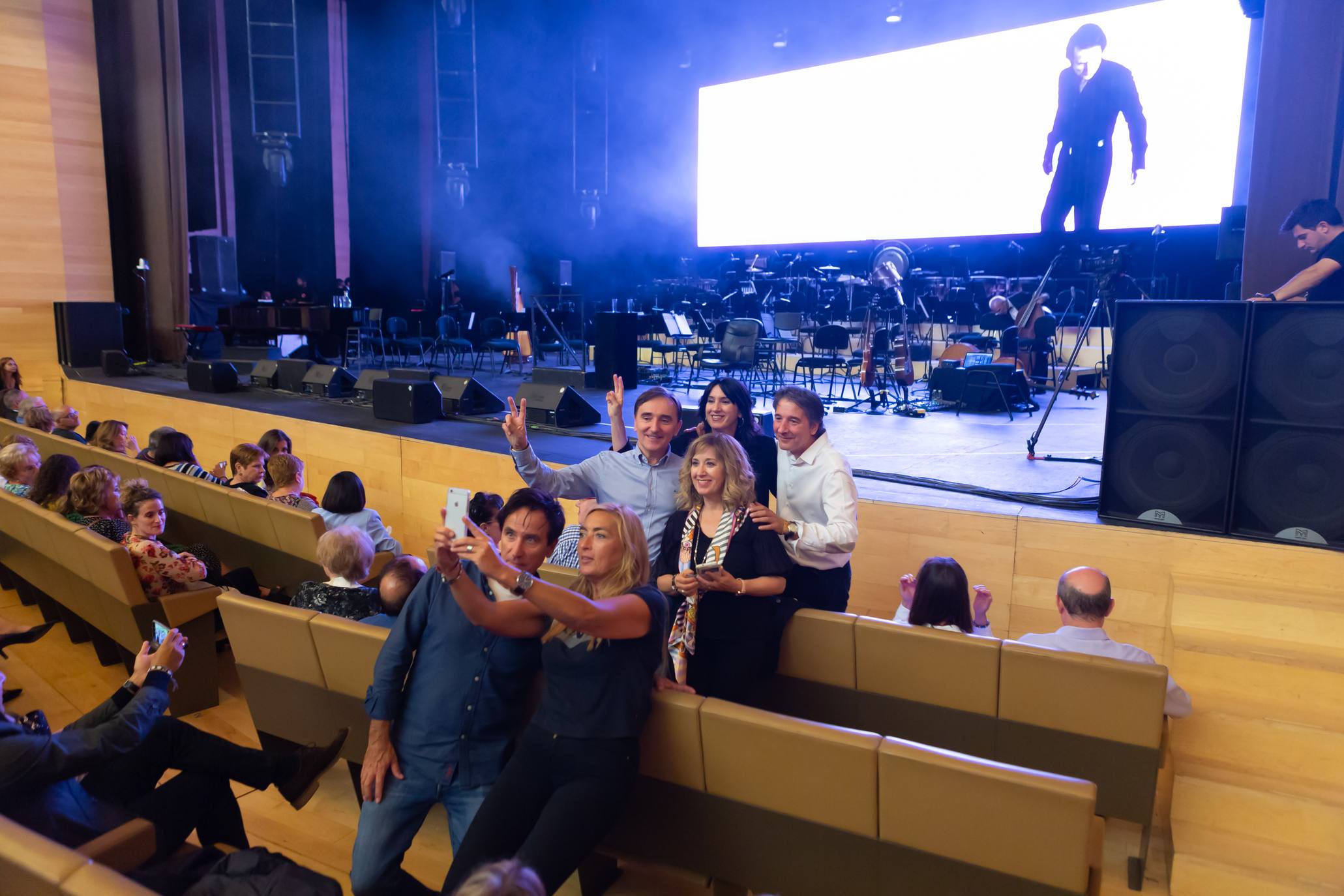 Concierto 'RESinphonico' de Raphael en Riojafórum