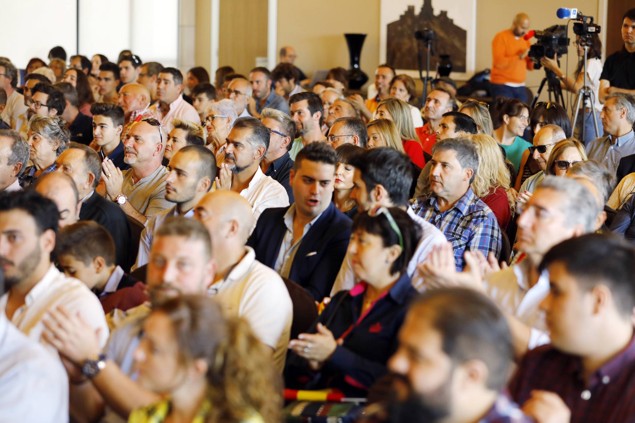 El secretario general de VOX ha intervenido en un acto público en la capital riojana. 