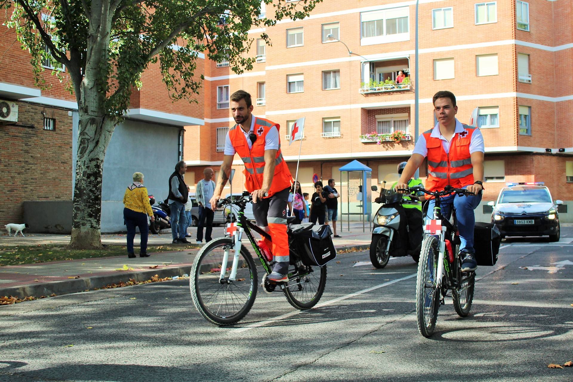 Reunió a vecinos y seguidores de la ciclista en la cita dominical de las fiestas del barrio logroñés Varea