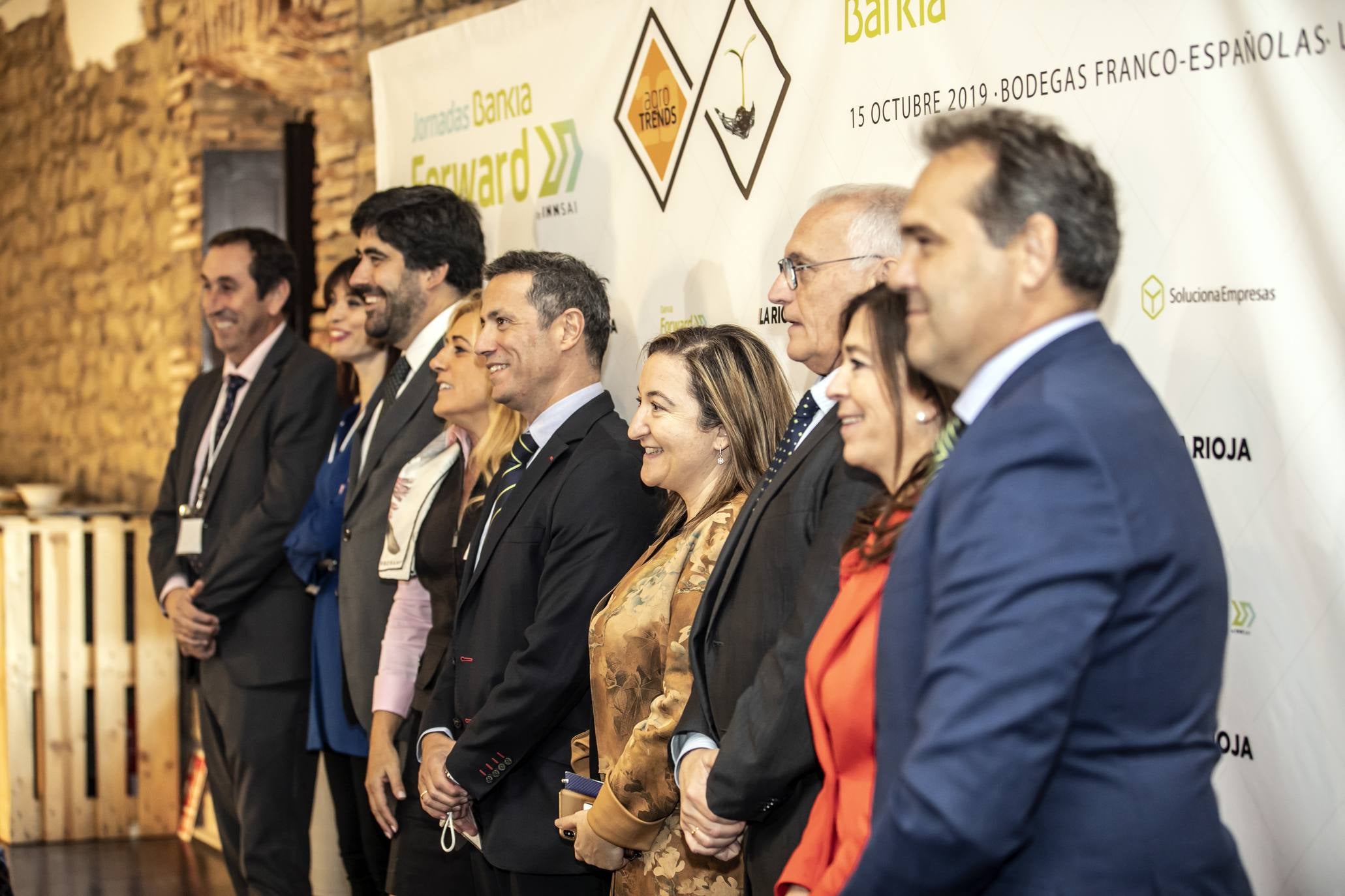 El CEO de la consultora de estrategia corporativa Innsai, Jesús Navarro, ha explicado en Logroño las tendencias innovadoras de futuro en la agricultura, dentro de la Jornada Bankia Forward que ha organizado Diario LA RIOJA en Bodegas Franco-Españolas.