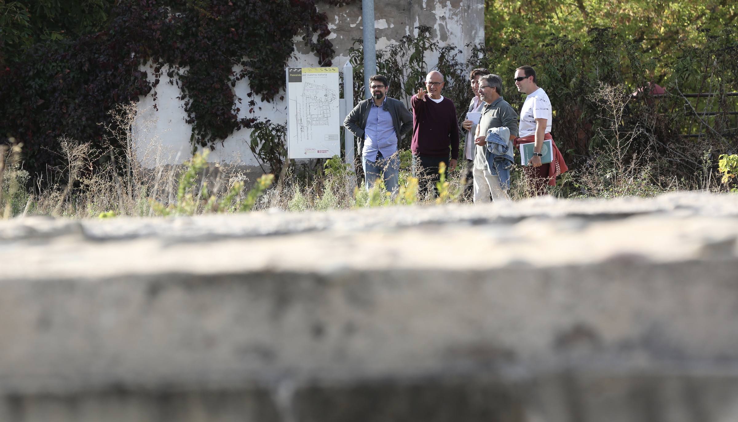 El cierre prolongado pasa factura al entorno de Valbuena que el Ayuntamiento quiere arreglar para abrirlo en junio.