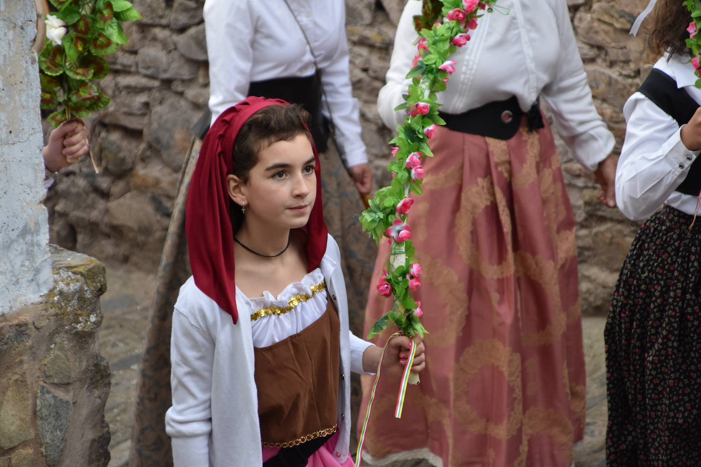 La inauguración de las XIV jornadas de artesanía medieval de Cornago, este sábado, fue un éxito