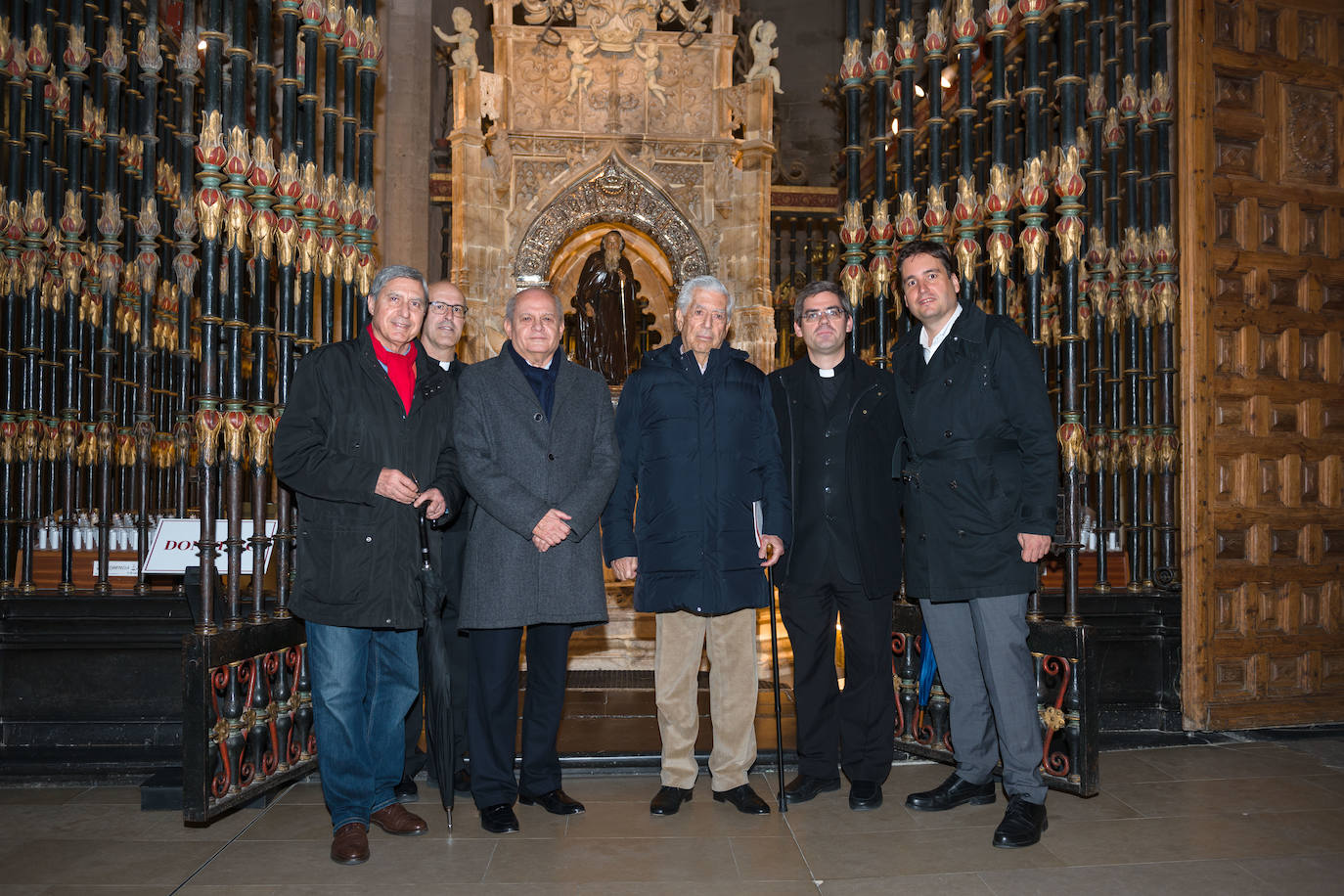 Vargas Llosa ha visitado la Catedral de El Salvador en Santo Domingo de La Calzada