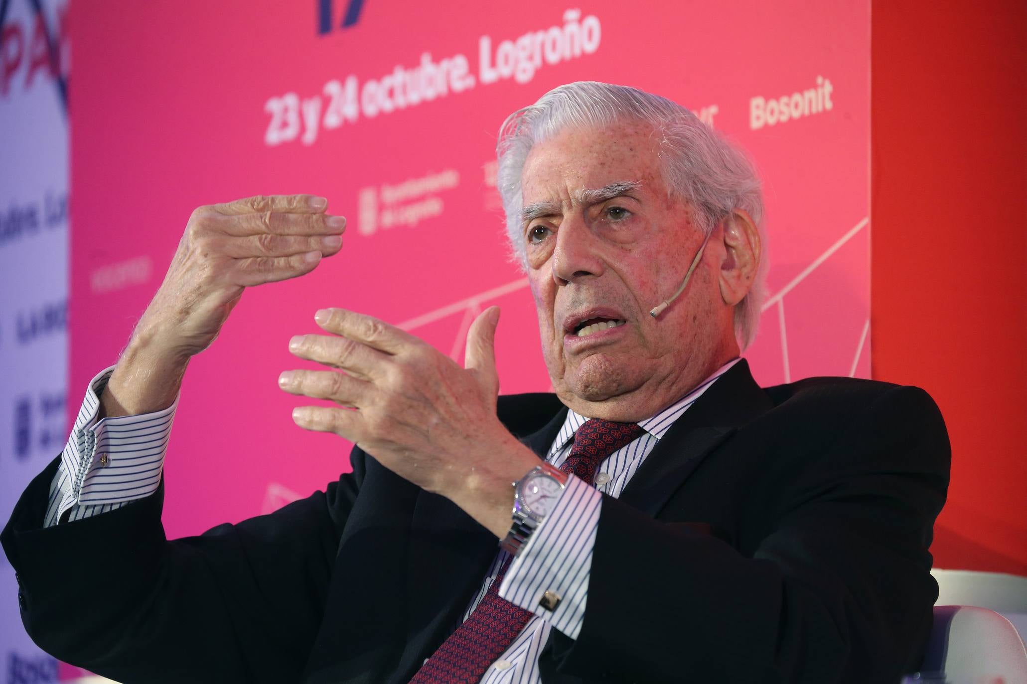Vargas Llosa abre las Jornadas Futuro en Español en una conversación con Pedro Cateriano en el Círculo Logroñés