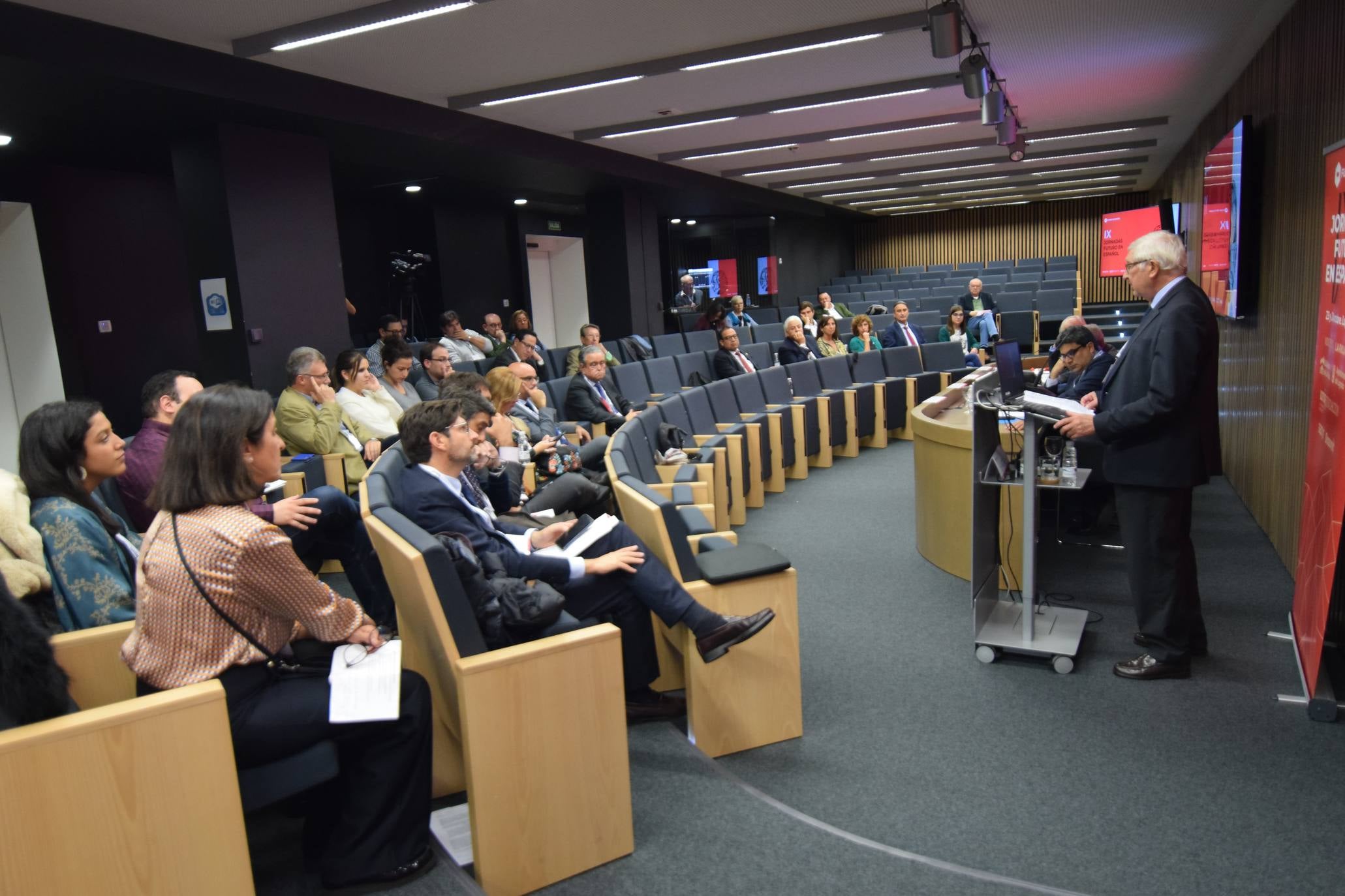 Fotos: Mesa redonda sobre educación en la UNIR en Futuro en Español