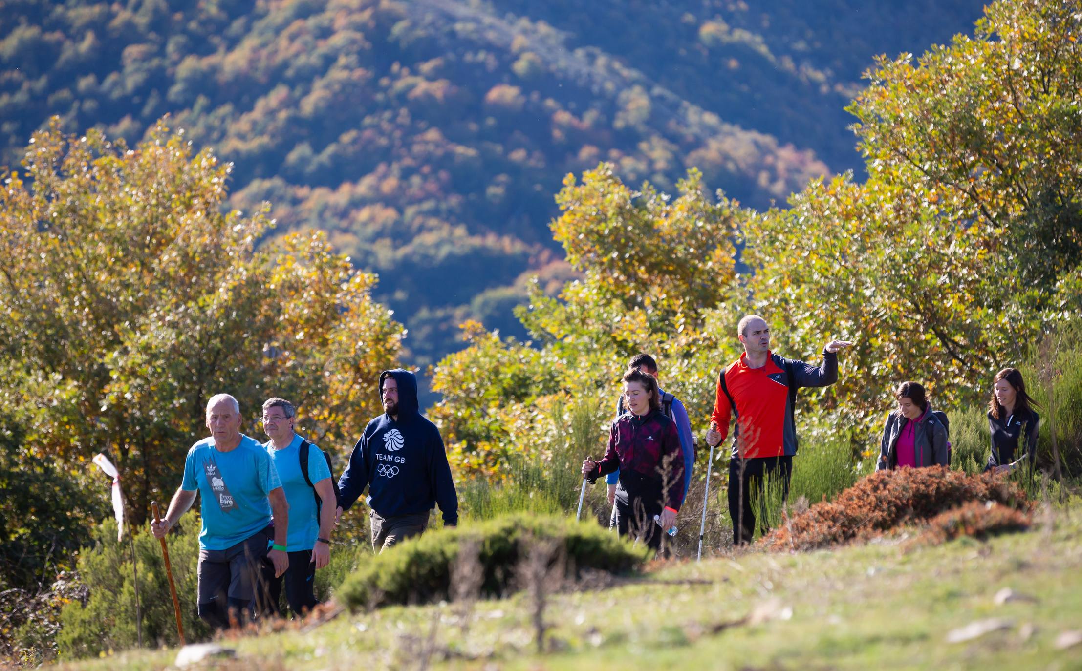 La marcha otoñal ha reunido a 450 senderistas 