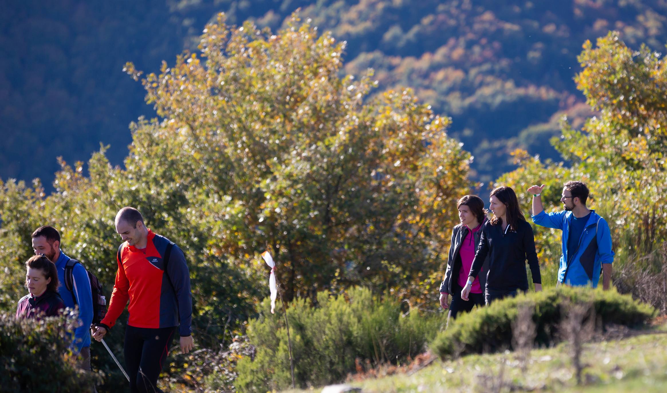 La marcha otoñal ha reunido a 450 senderistas 