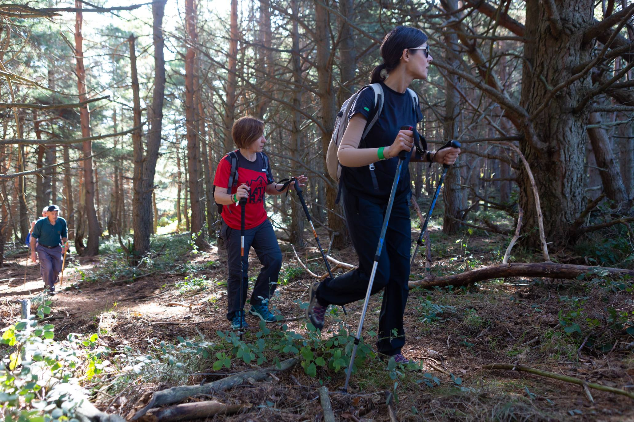 La marcha otoñal ha reunido a 450 senderistas 