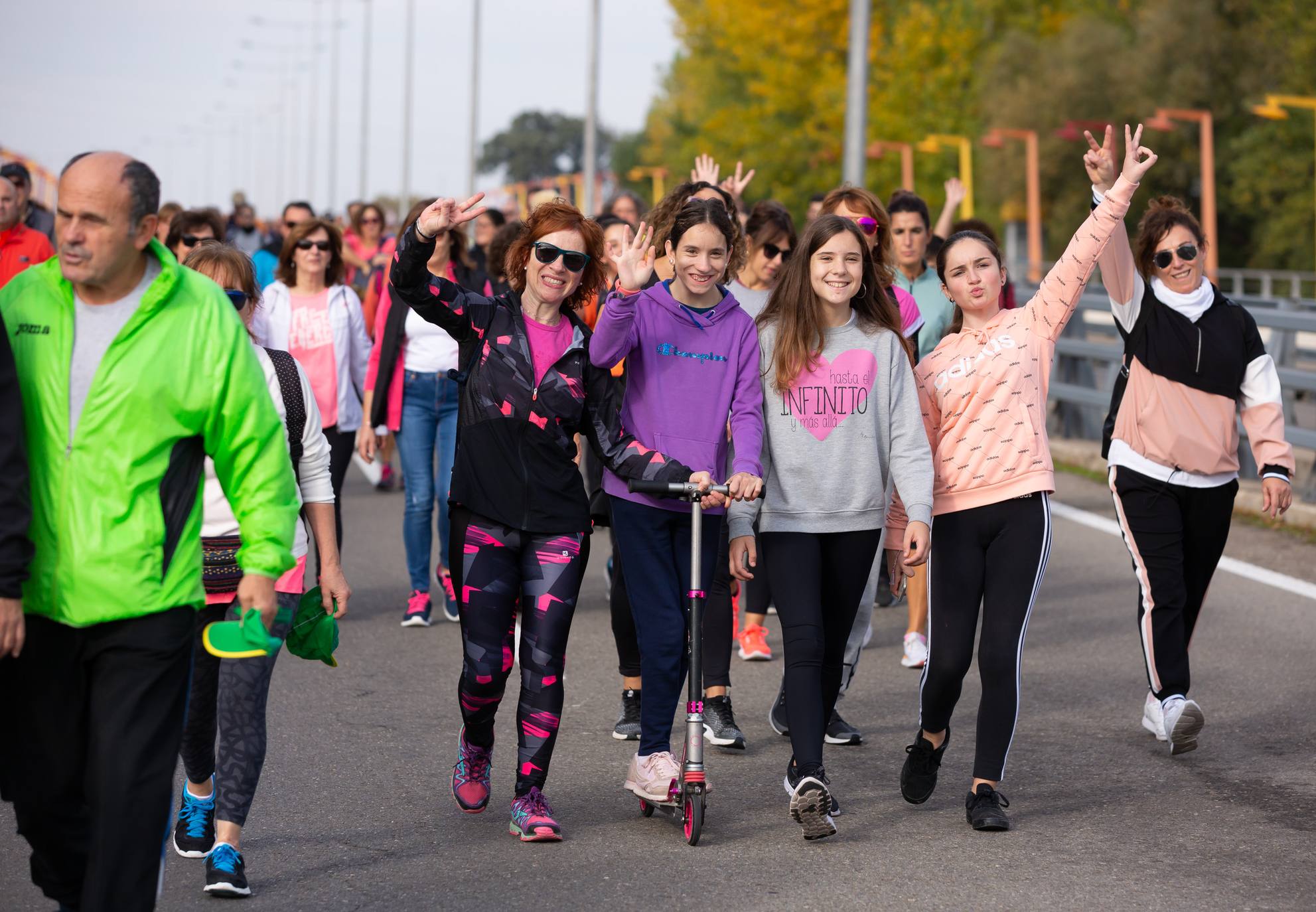 Los marchosos tienen que completar un recorrido llano de 19 kilómetros, desde la capital riojana hacia Villamediana de Iregua, Alberite y Lardero