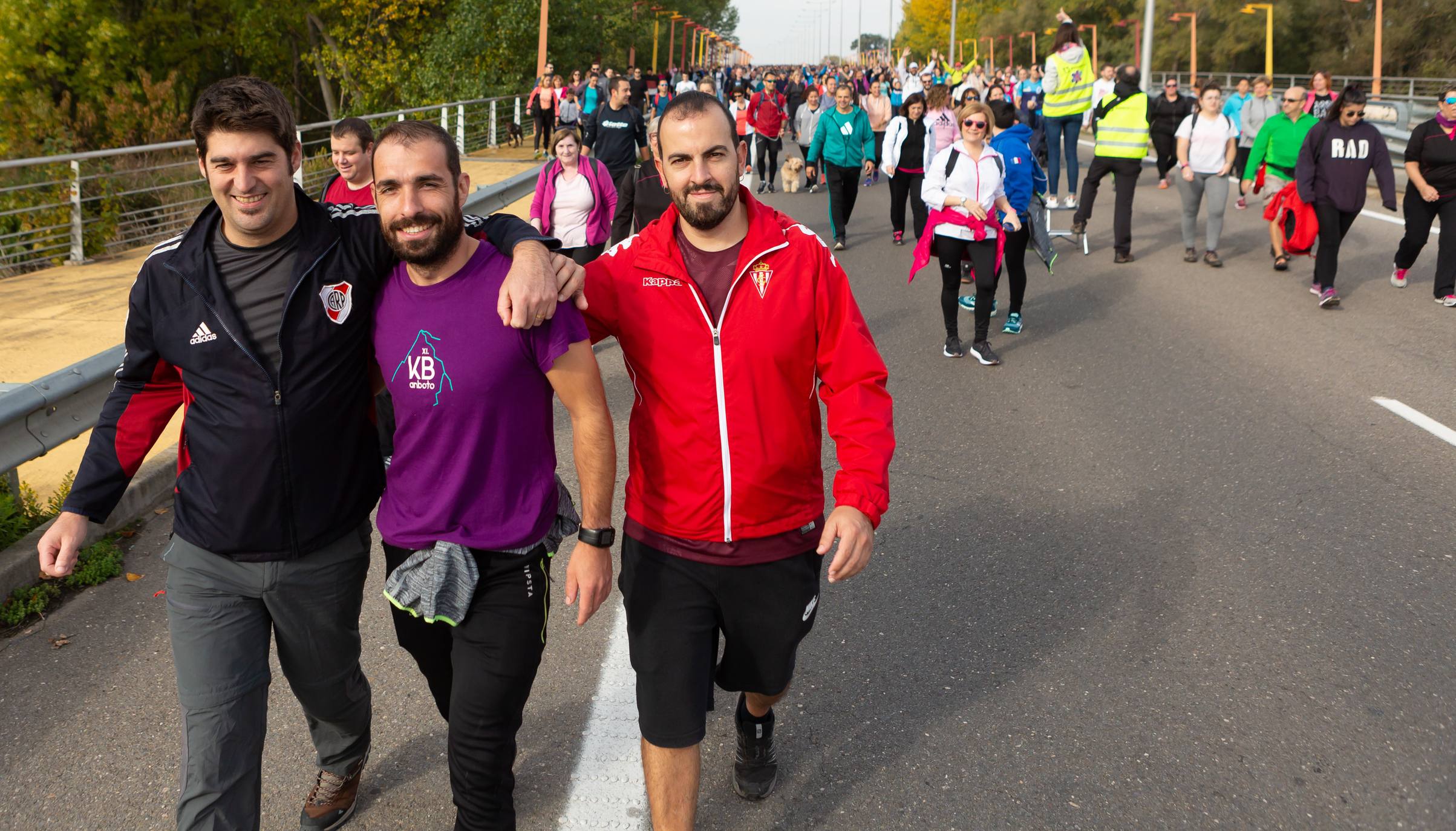 Los marchosos tienen que completar un recorrido llano de 19 kilómetros, desde la capital riojana hacia Villamediana de Iregua, Alberite y Lardero