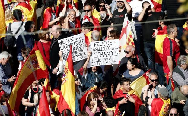 Imagen. Marcha en Barcelona por la unidad de España