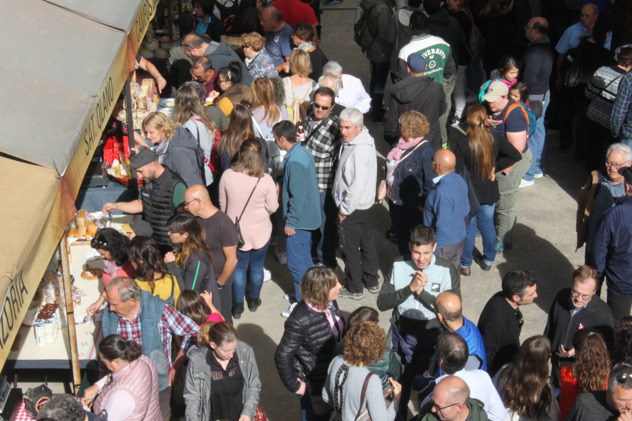 Casi 6.000 personas acudieron a la localidad riojana. 