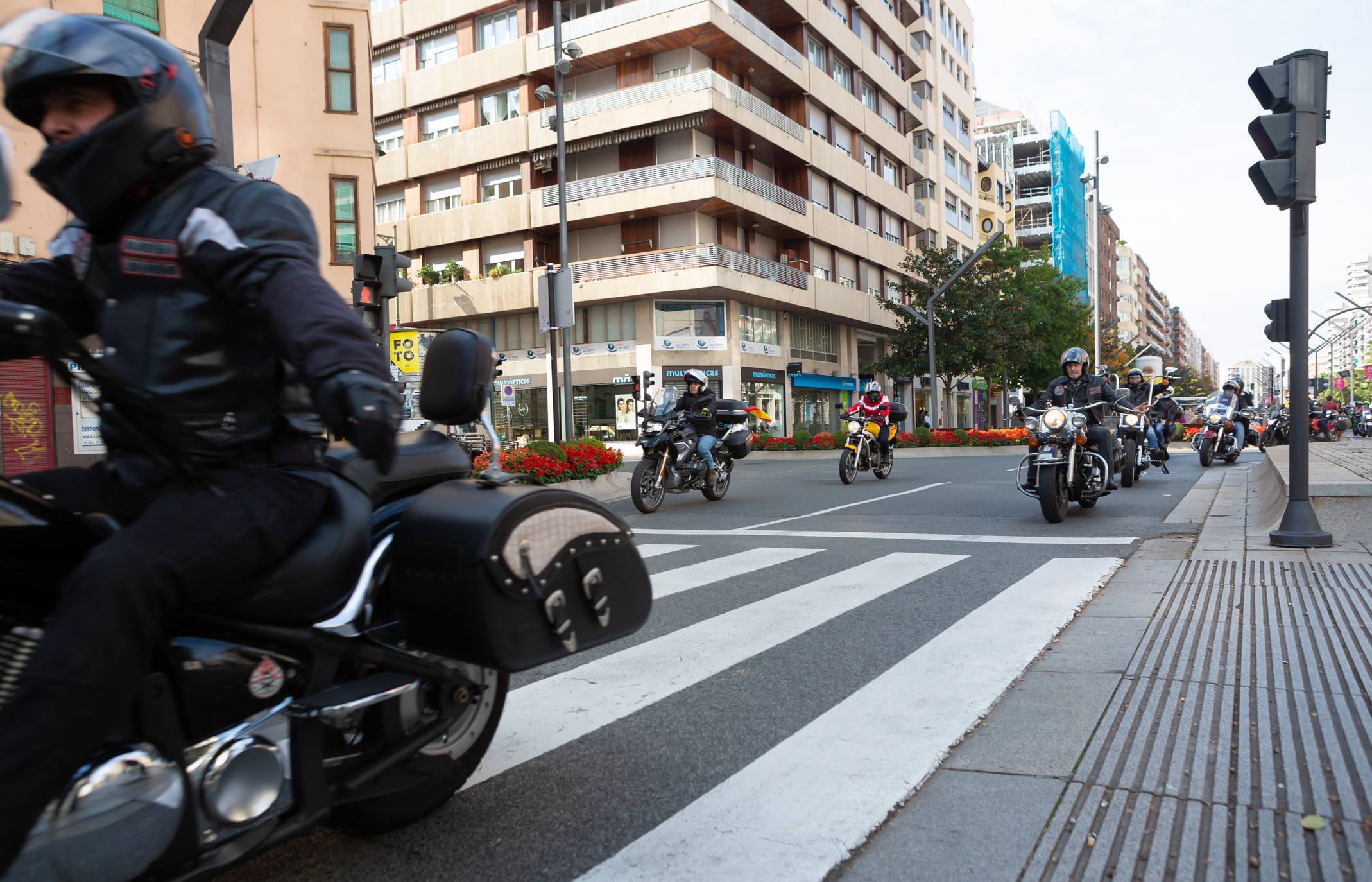 Las calles de la capital se han llenado con el rugido de los motores de las motos. 