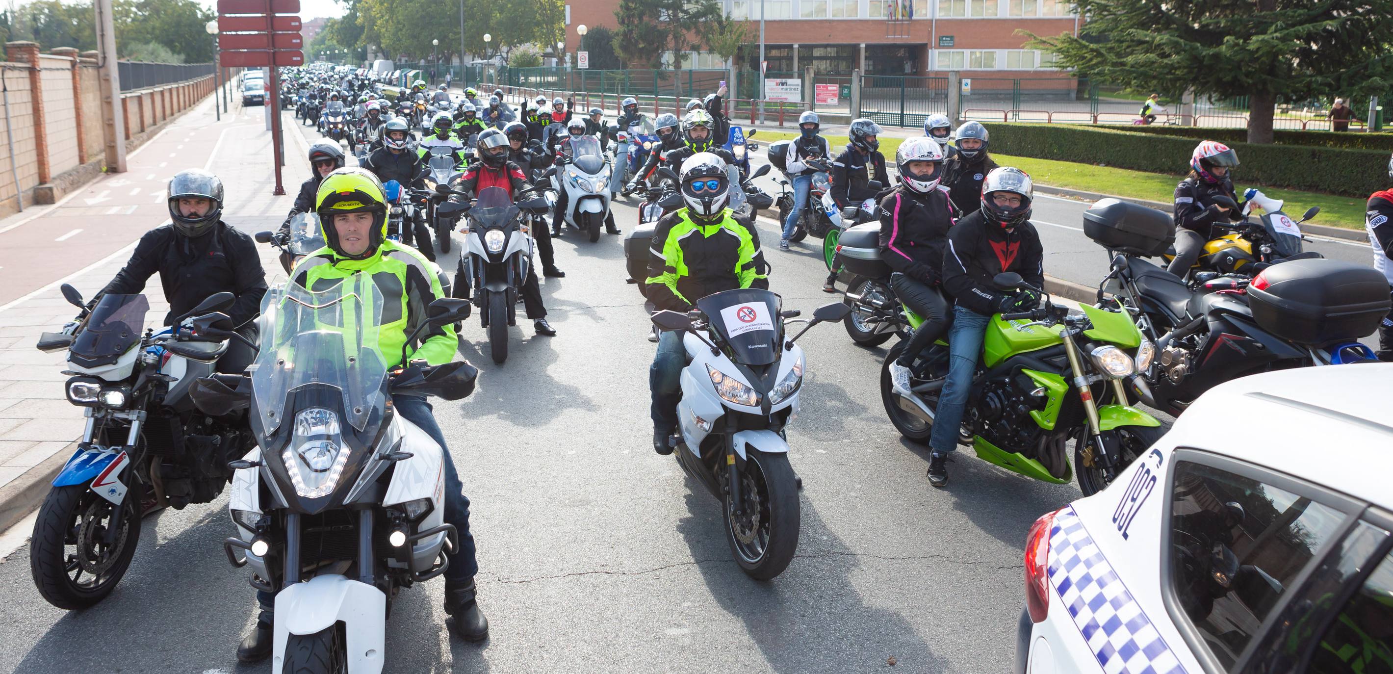 Las calles de la capital se han llenado con el rugido de los motores de las motos. 