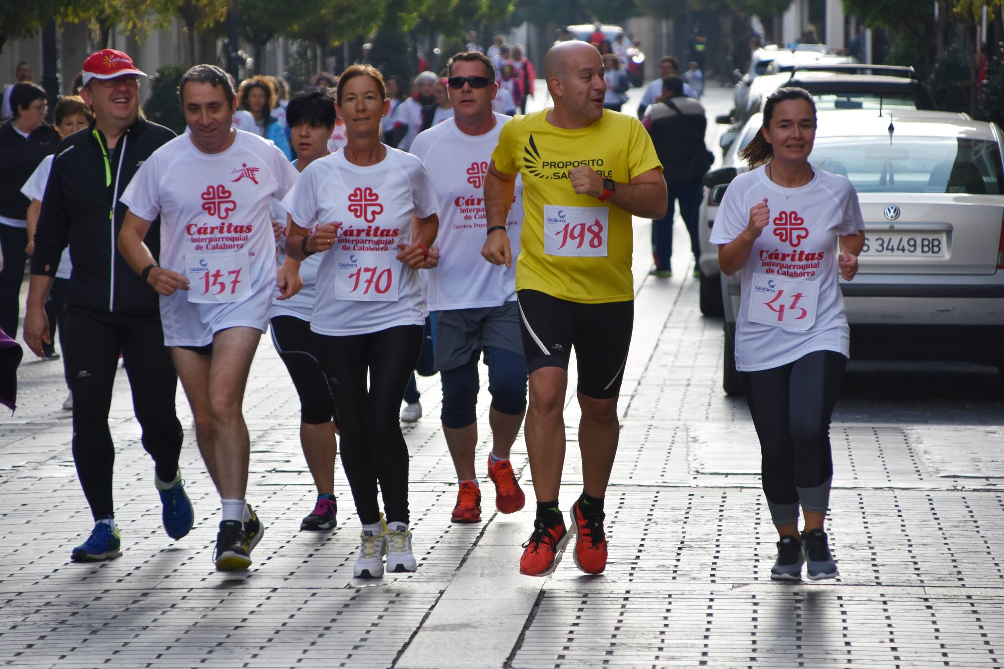 343 personas participaron en la marcha