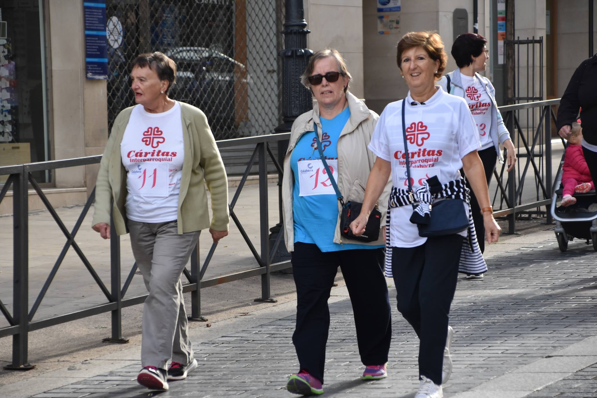 343 personas participaron en la marcha