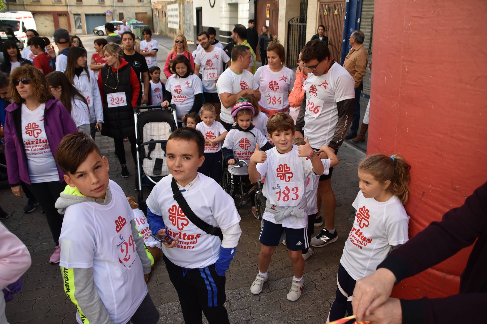 343 personas participaron en la marcha
